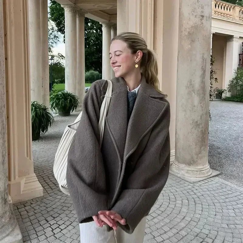 Elegant Double Breasted Wool Coat