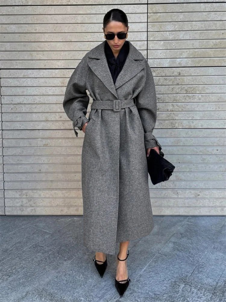 Elegant Women's Winter Overcoat