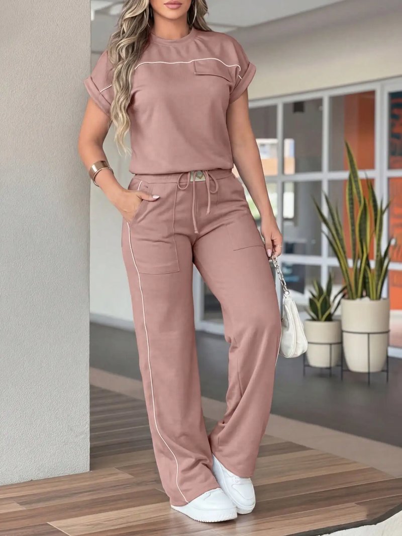 Stylish Two-Piece Outfit for Women