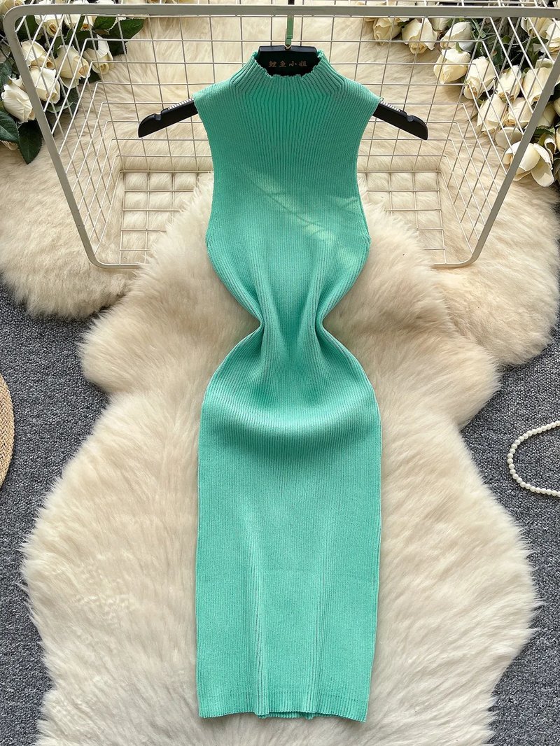 Chic Ribbed Knit Midi Dress