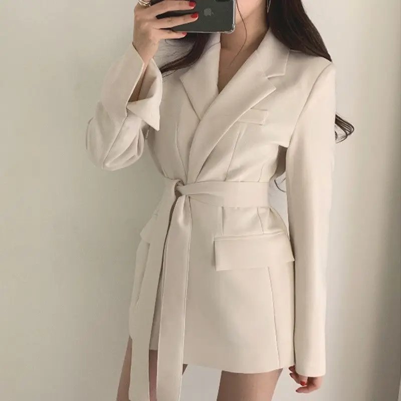 Elegant Women's Lapel Blazer